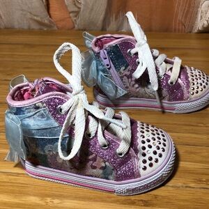 Skechers Twinkle Toes glittery High-Top Sneakers Toddler’s size 5